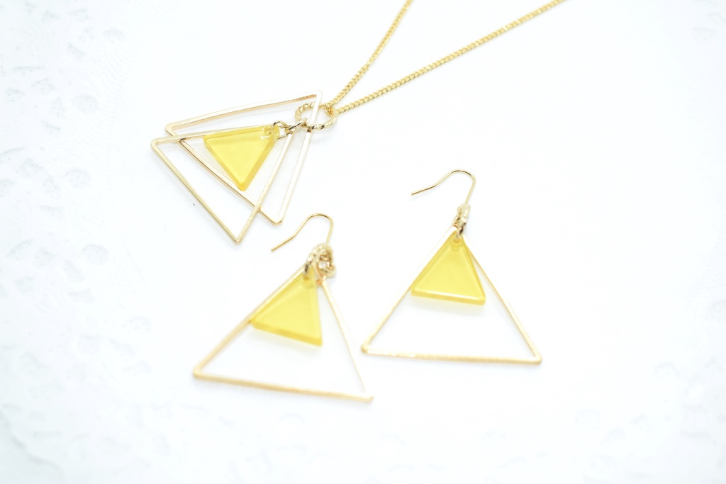 鬼滅*我妻善逸 三角ピアス