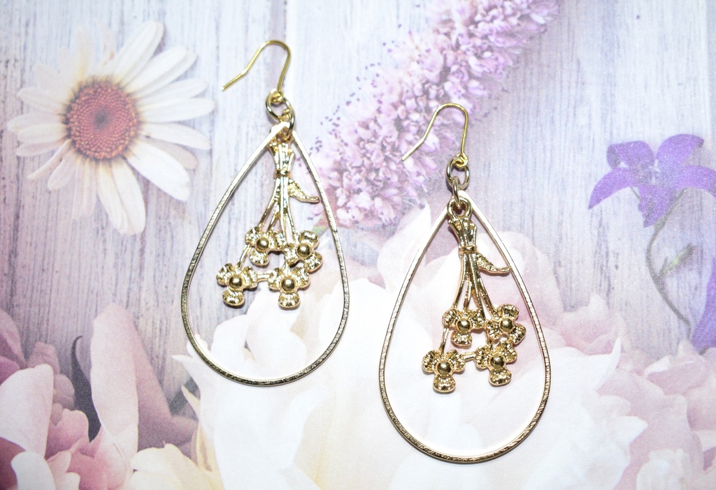 フラワーブーケピアス