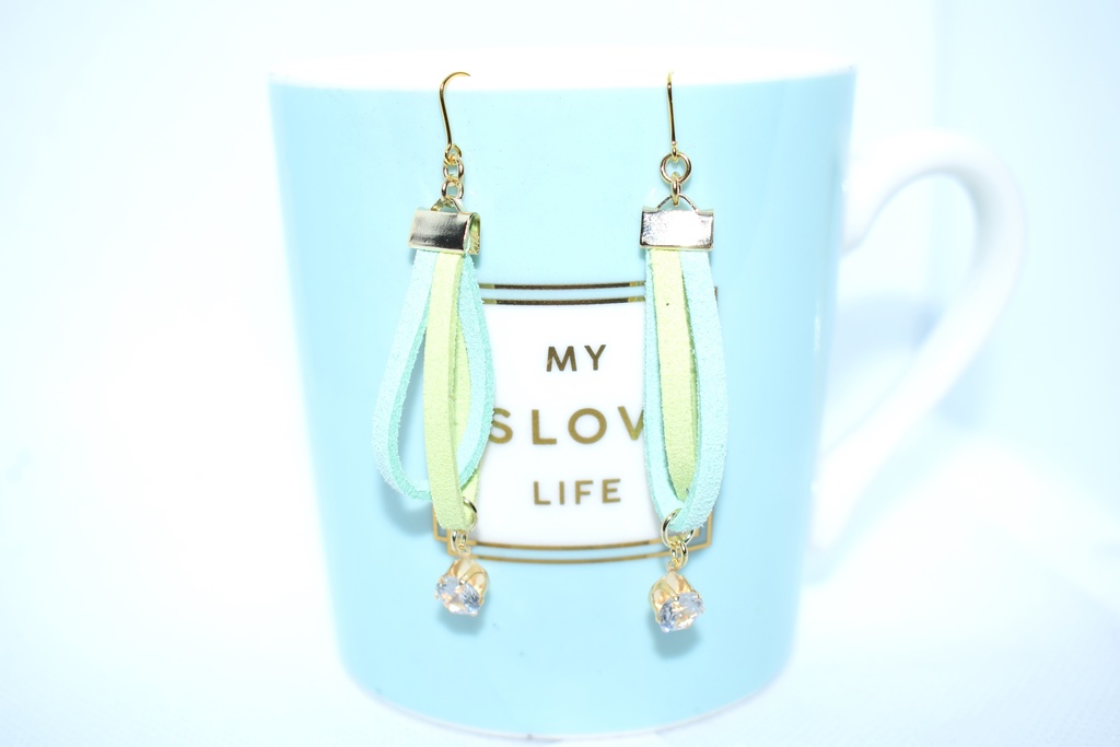 DC*リシ 紐タッセルピアス