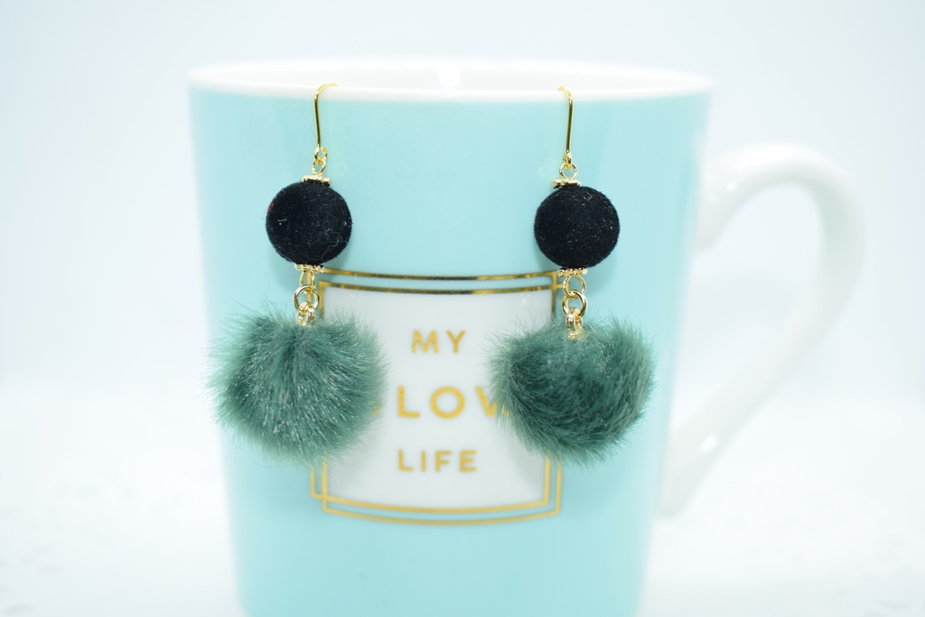 刀剣乱舞*鶯丸 ファーピアス