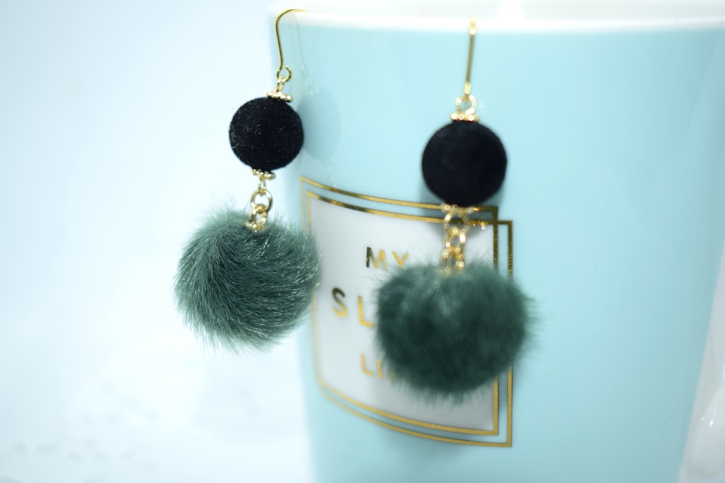 刀剣乱舞*鶯丸 ファーピアス