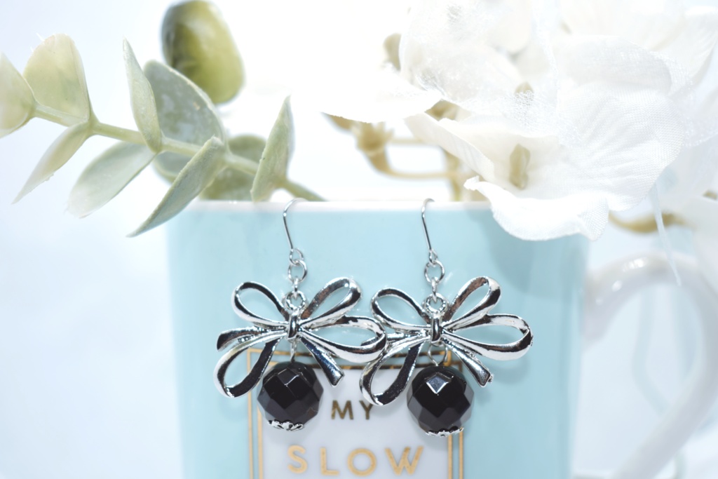 タソガレドキ*おりぼんと天然石ピアス