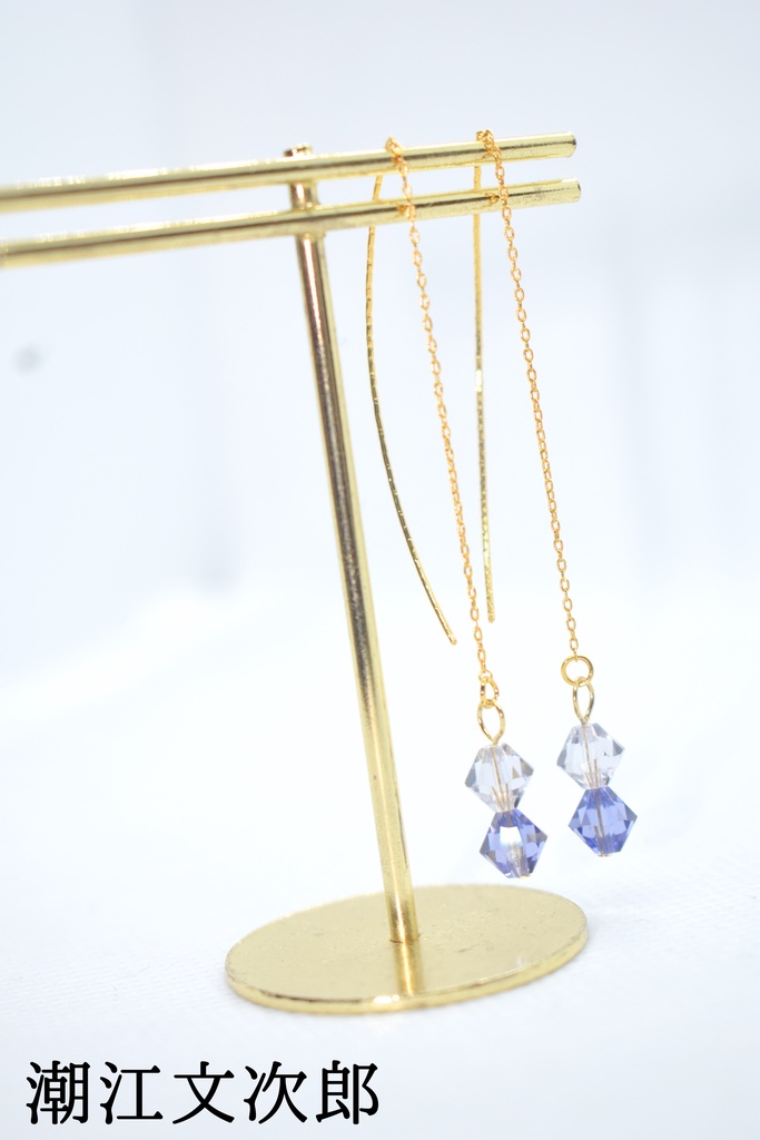 6年*私服カラーロングピアス