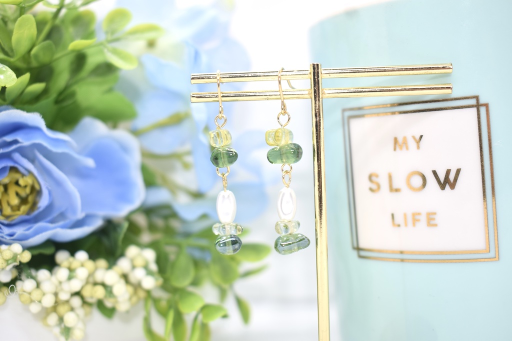 6年＊チェコさざれピアス