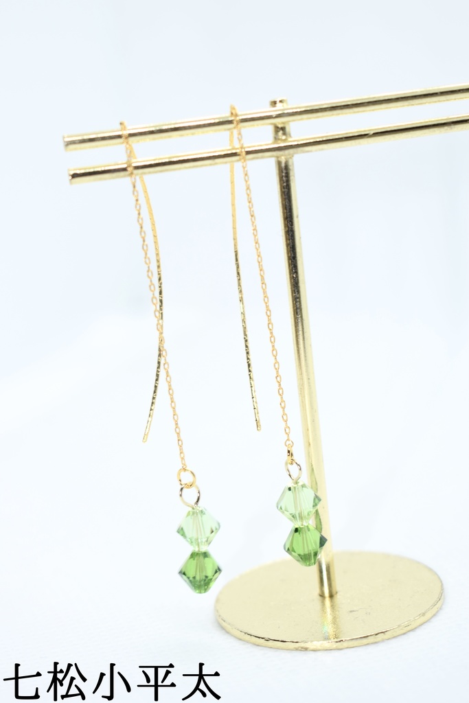 6年*私服カラー ノンホールピアス