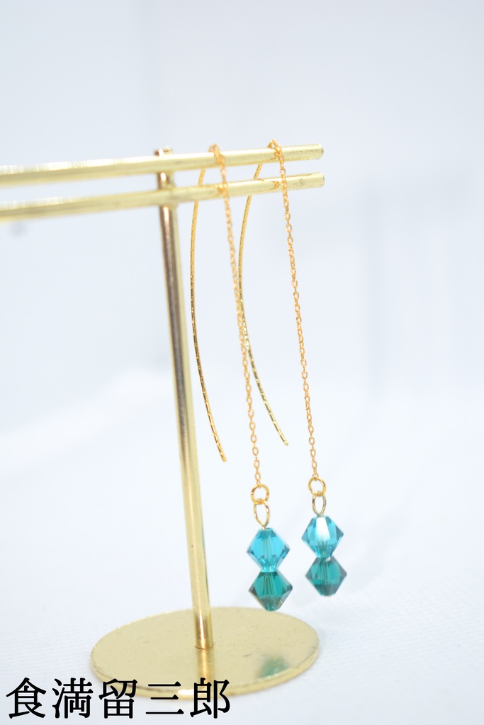 6年*私服カラー ノンホールピアス