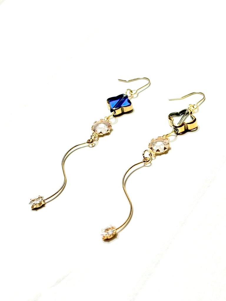 みかつるイメージピアス