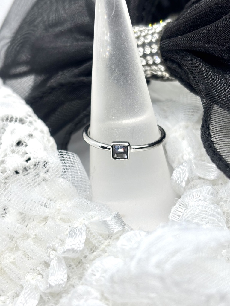 タソガレドキ*スクエアリング