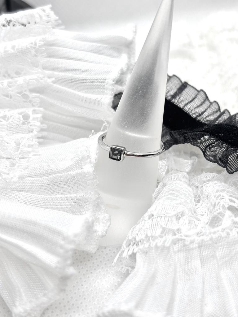 タソガレドキ*スクエアリング