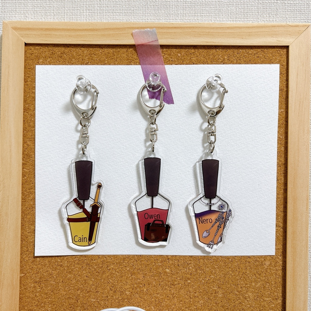 魔道具付きマニキュアモチーフアクキー