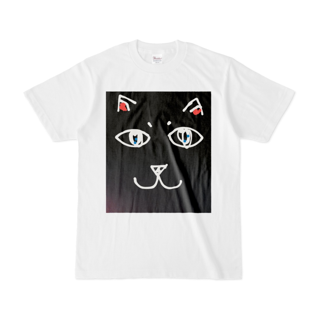 猫らしい存在Tシャツ。