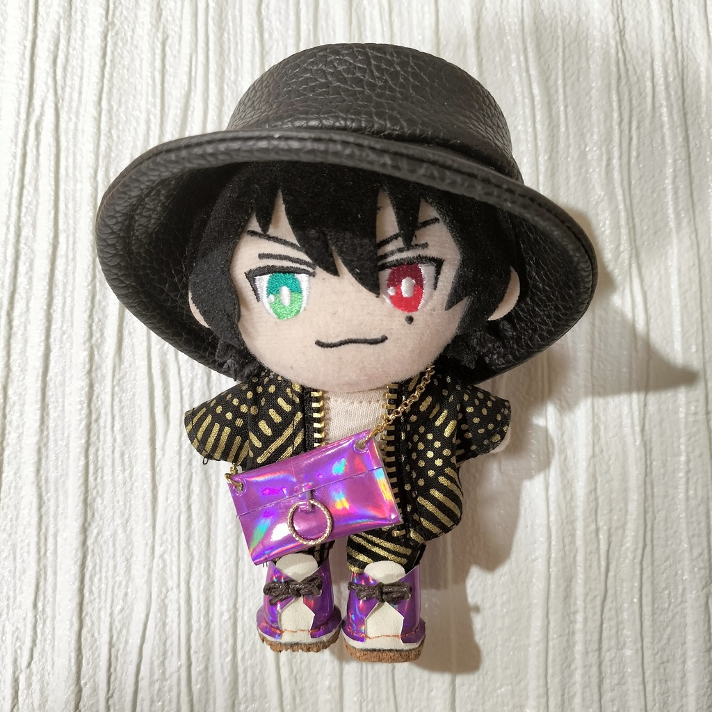 エナメルショルダーバッグ