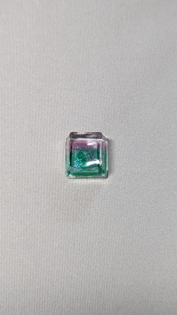 緑と赤のツートンキャップ2個セット