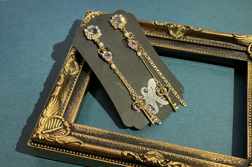 【ツイステ】ブレイジング・ジュエル イメージ イヤリング