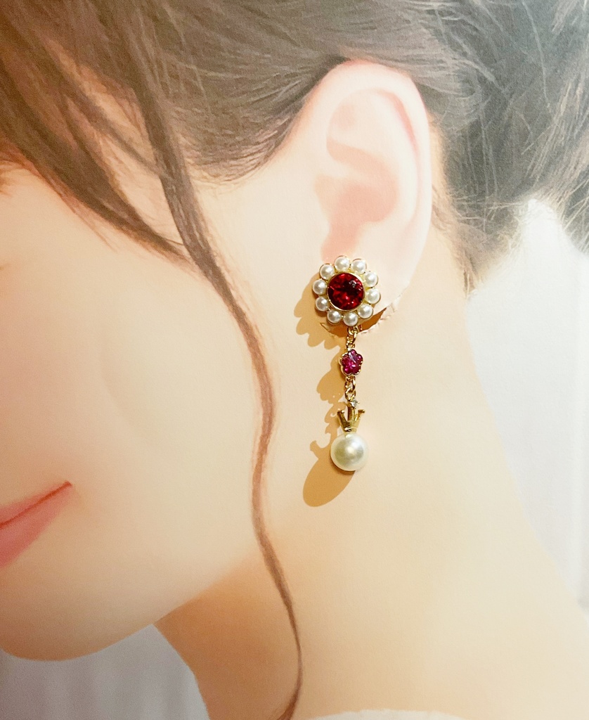 【ツイステ】ブレイジング・ジュエル イメージ イヤリング