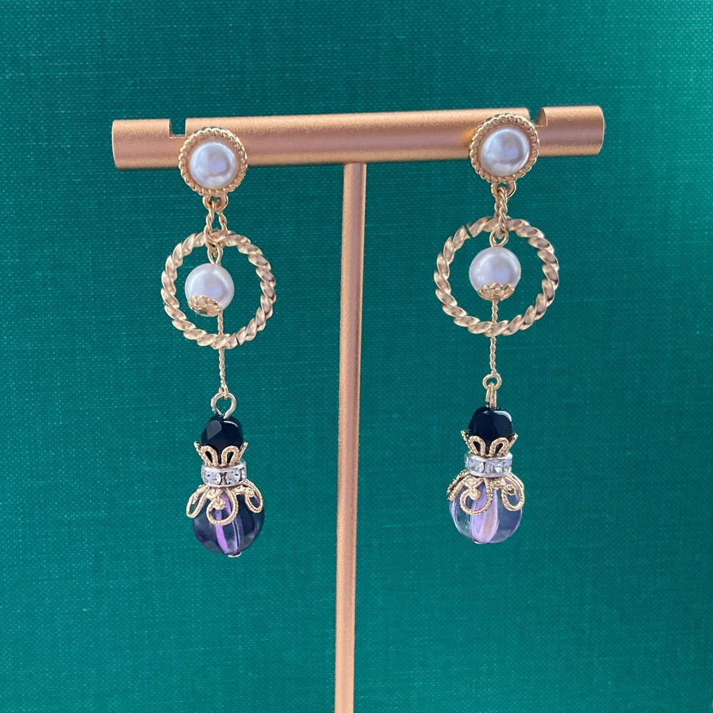 【ツイステ】アズールの香水瓶風イヤーアクセサリー