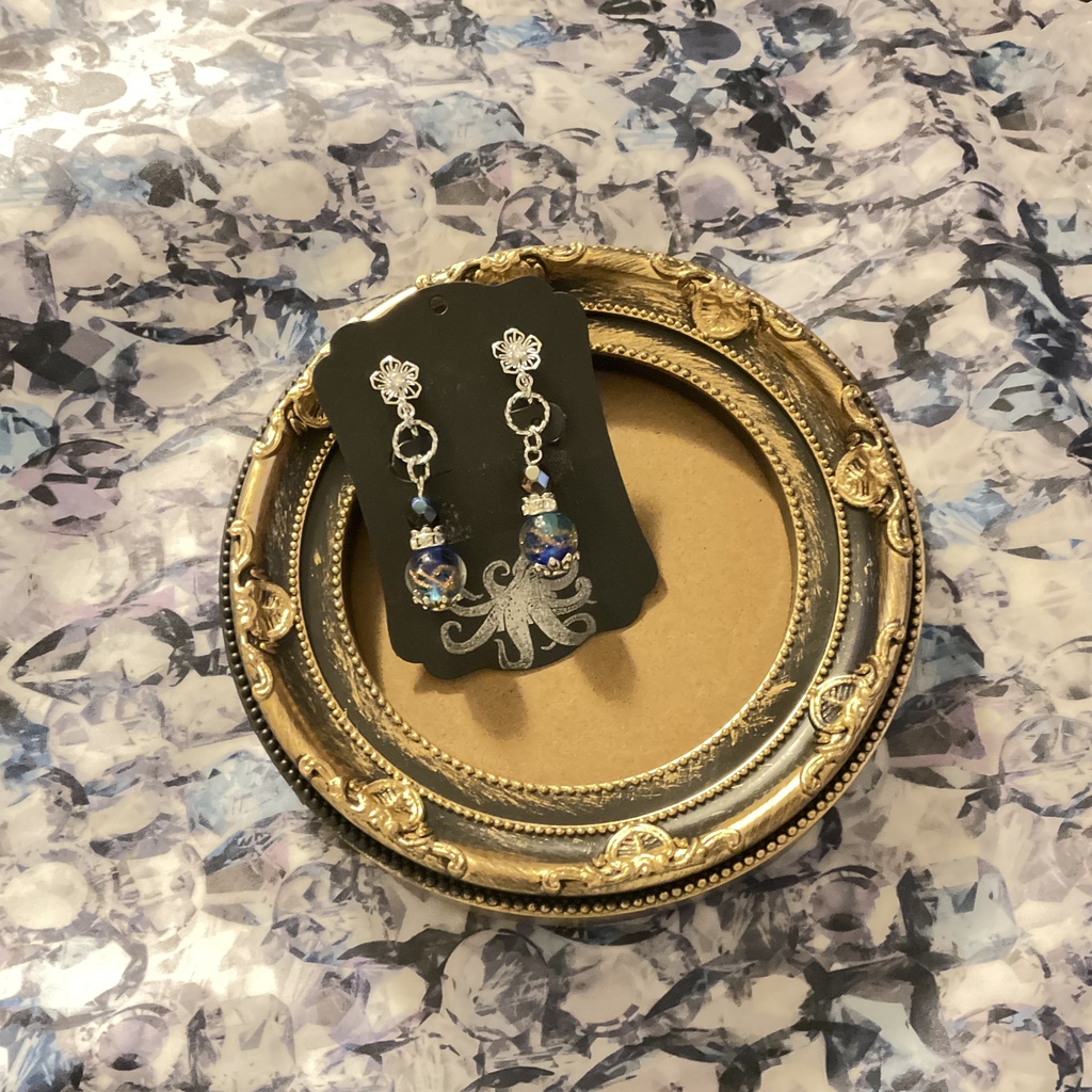 【ツイステ】イデアの香水瓶風イヤーアクセサリー