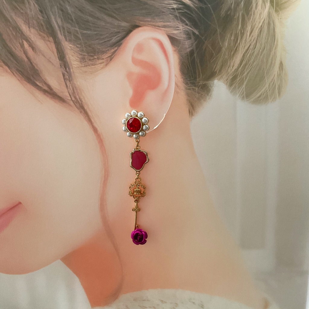 【ツイステ】ブレイジング・ジュエル イメージ ピアス