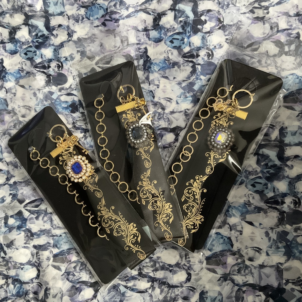 【ツイステ】ブレイジング・ジュエル　イメージ　バッグチャーム