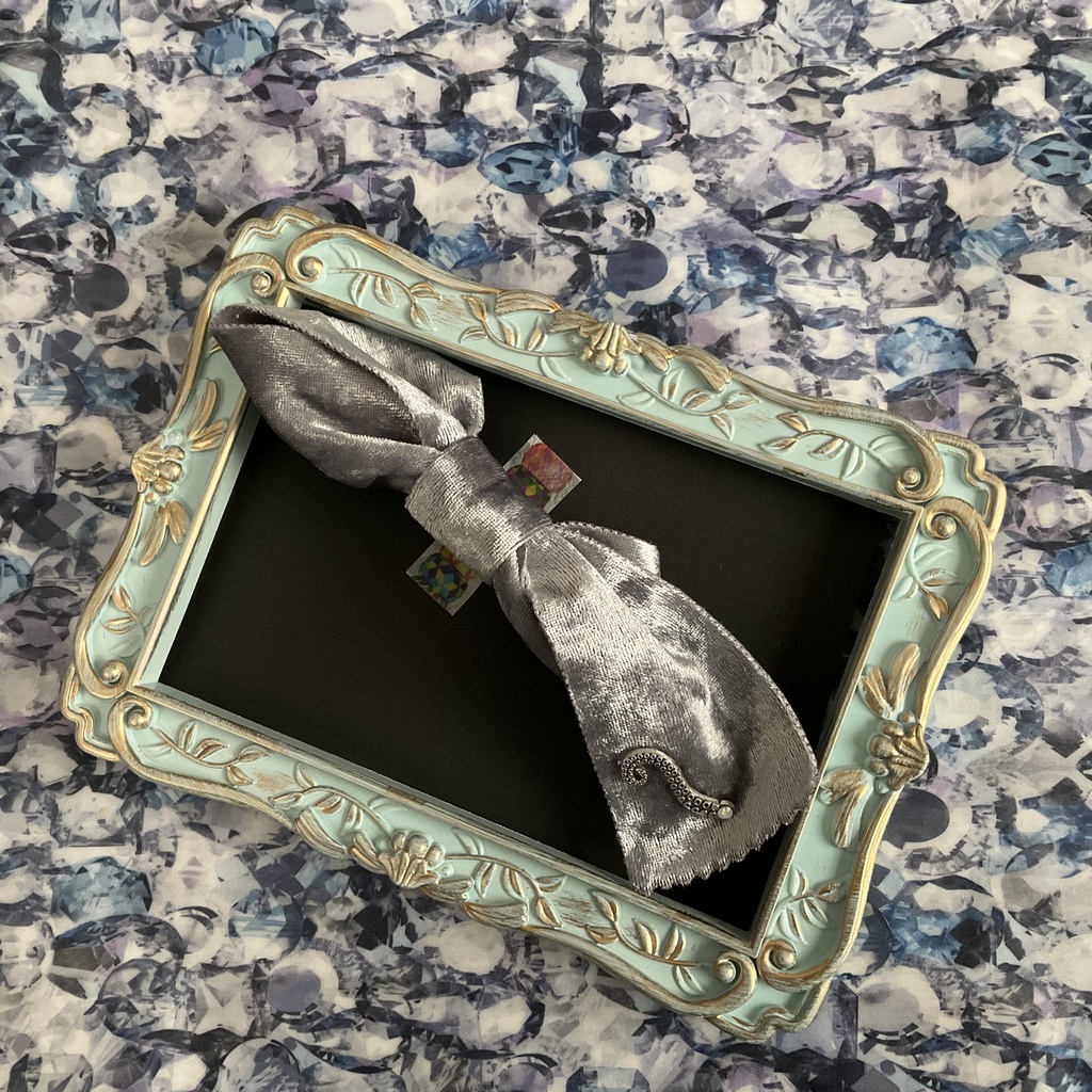 【ツイステ】ベロアリボンバレッタ