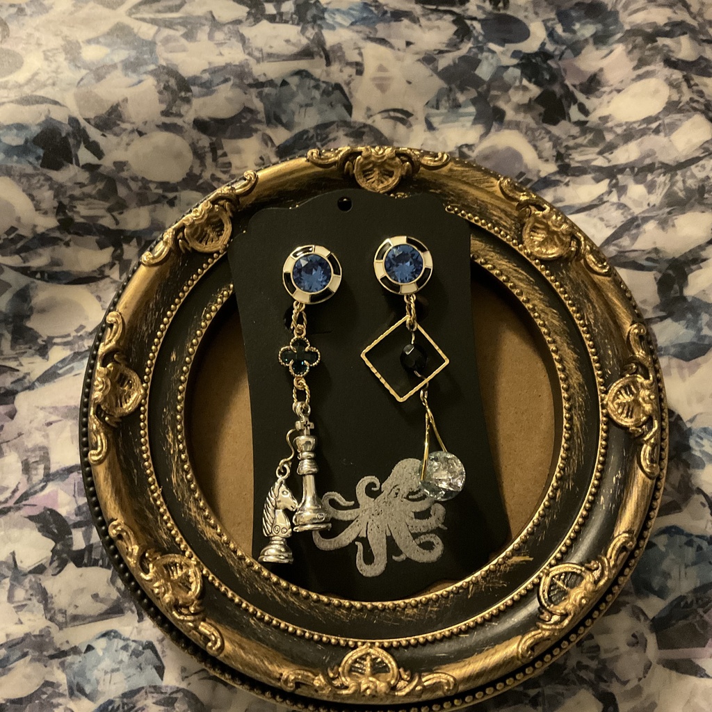 【ツイステ】ボドゲ部　イヤリング