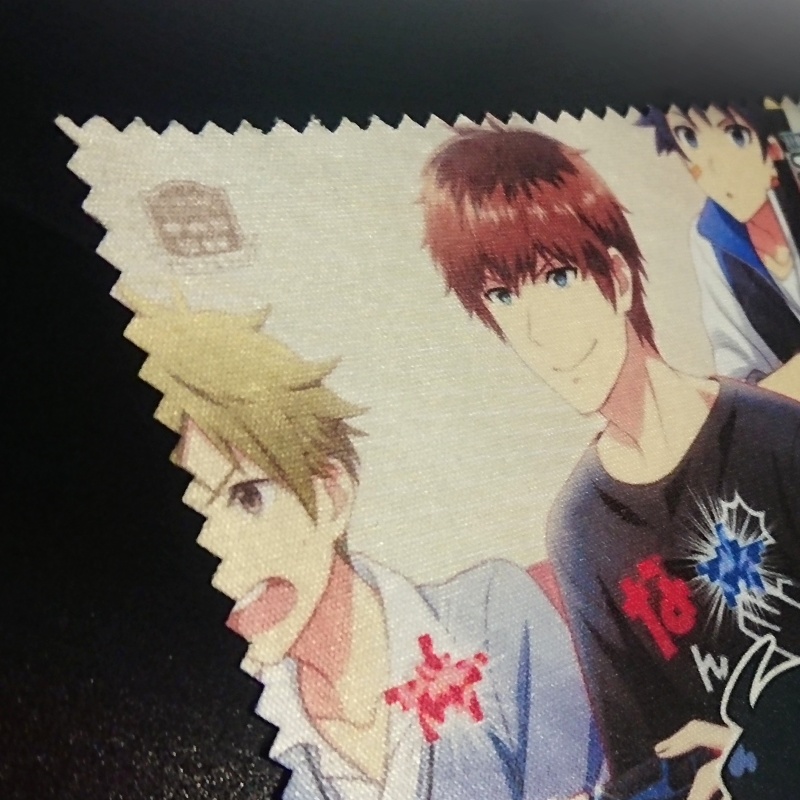 ゲーム組の液晶画面拭き