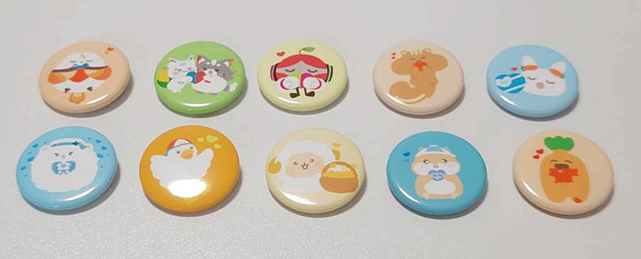 LOVE缶バッジ・シール