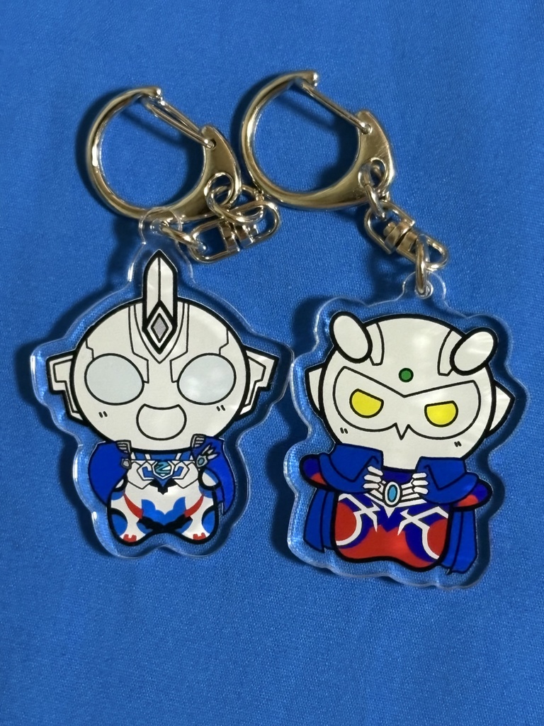 アクリルキーホルダー ウルトラマンゼロ(マント付き)