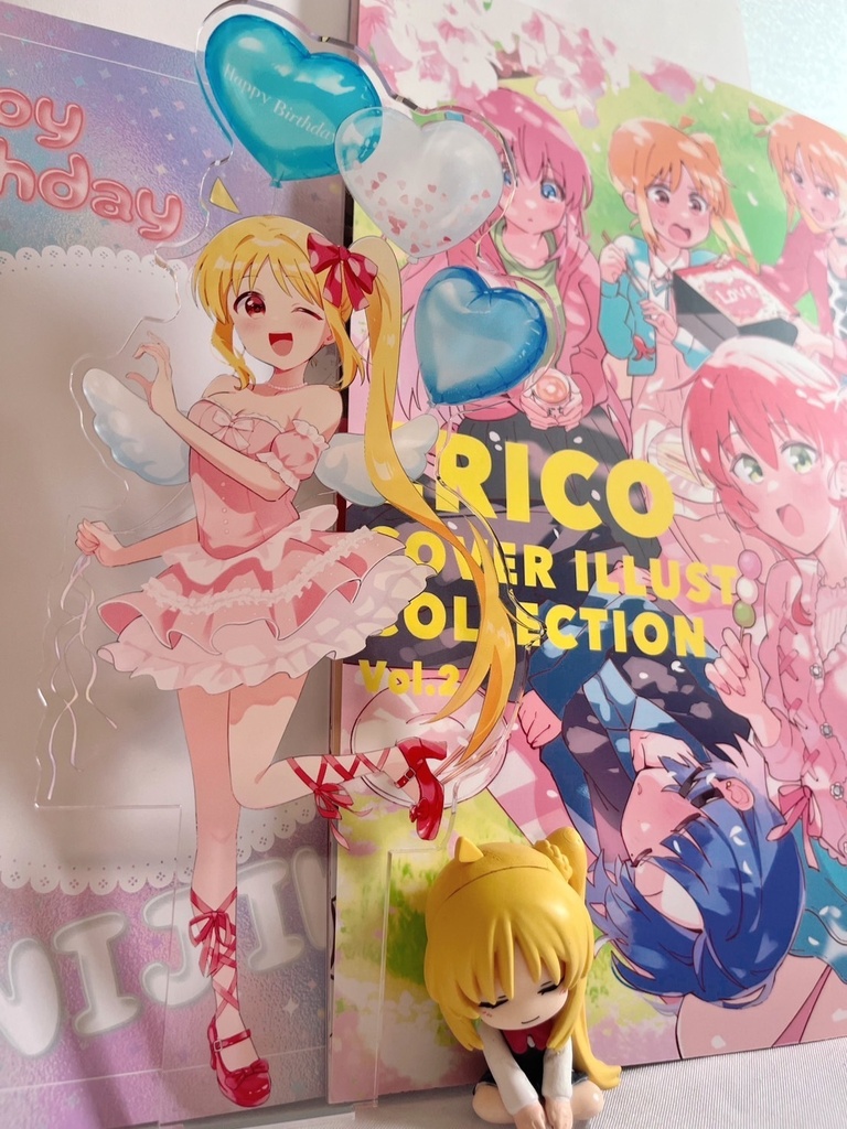 虹夏ちゃんBIGアクスタ