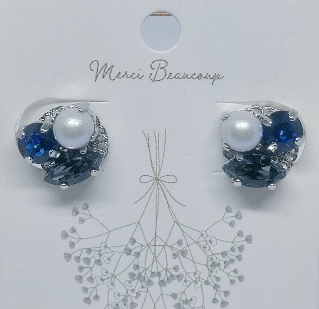 花影イメージのピアス