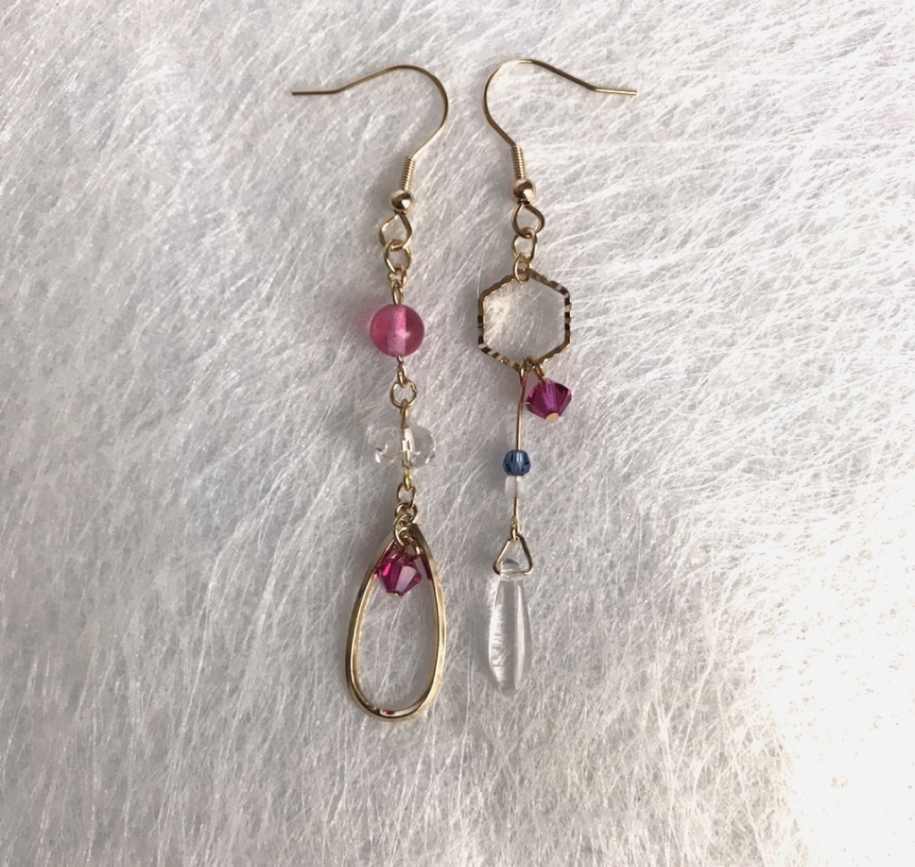 スタミュモチーフピアス（南條）