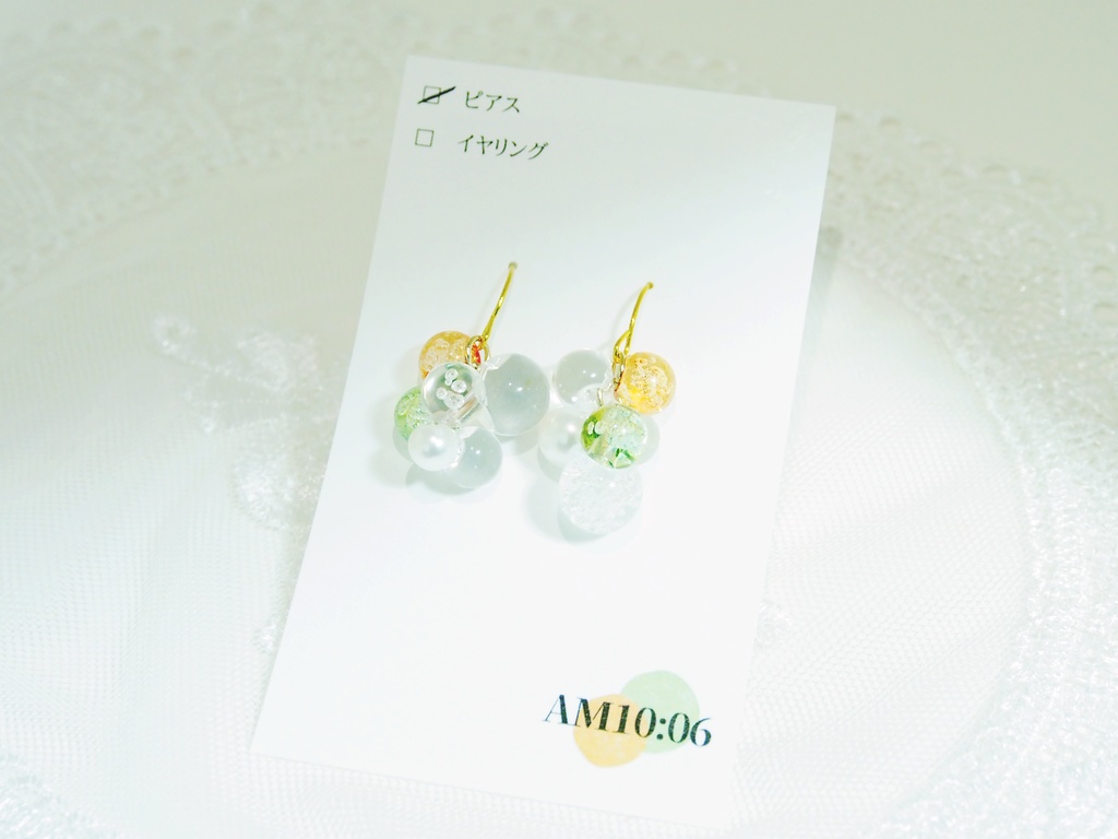 オレンジと緑のバブルビースのピアス・イヤリング