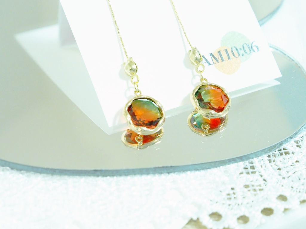 オレンジと緑のバイカラーピアス・イヤリング