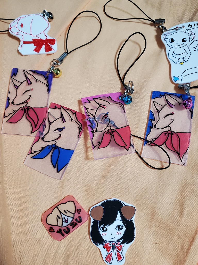 招福鈴つきお狐キーホルダー(ピンクと水色)