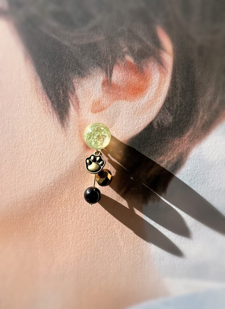 ノワバグ片耳ずつセット イヤリングorピアス