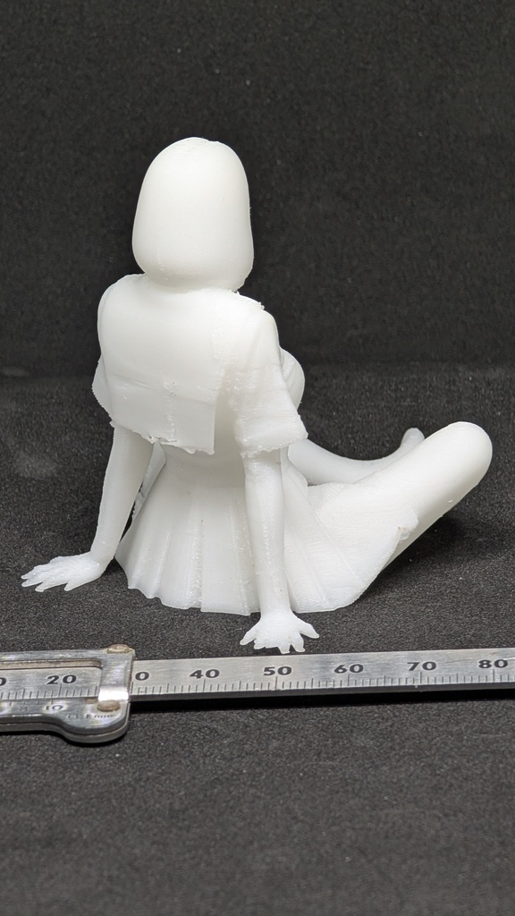 【テスト出力・特別価格】3Dスキャン リアル人物フィギュア 制服・あぐら(超柔軟TPE素材/スマホスタンド可)