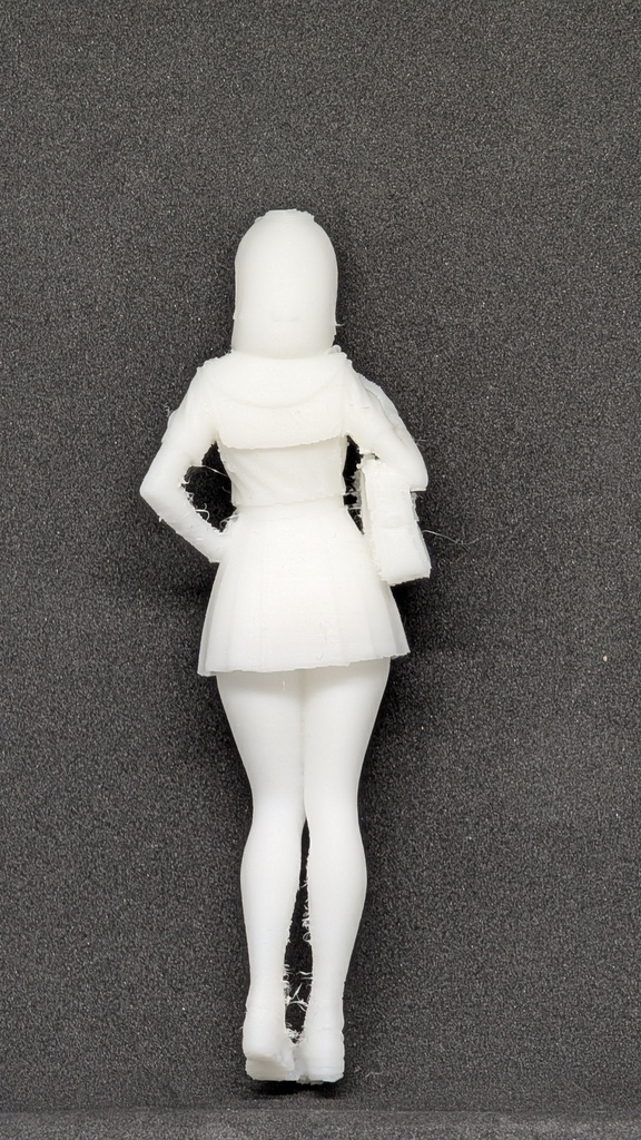 【テスト出力・特別価格】3Dスキャン リアル人物フィギュア 制服JK・立ち姿(超柔軟TPE素材)