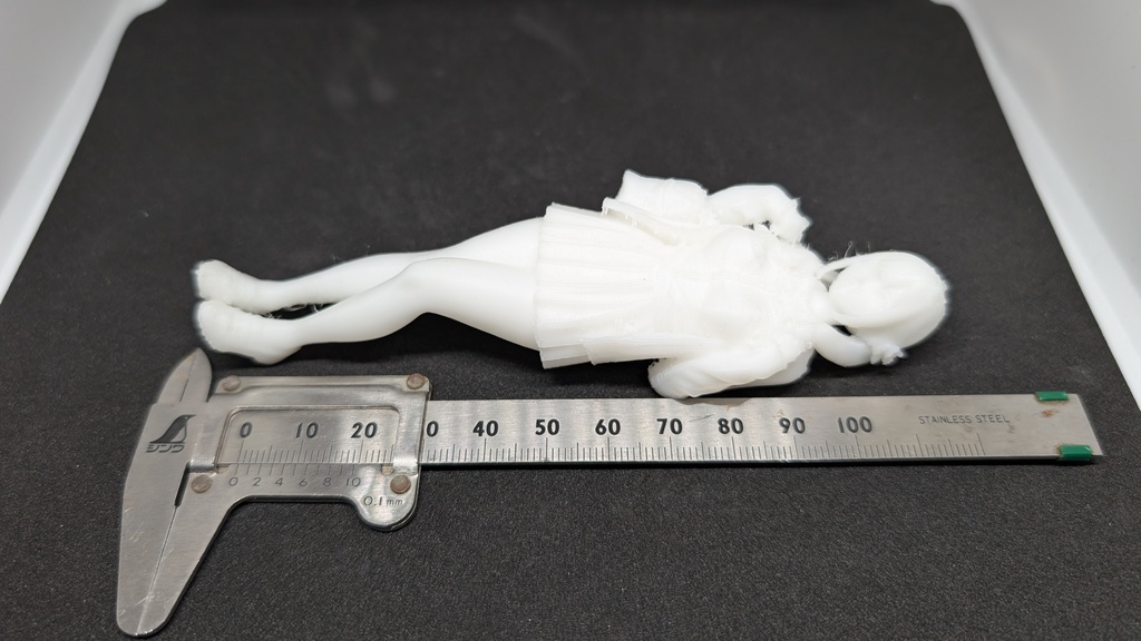 【テスト出力・特別価格】3Dスキャン リアル人物フィギュア ツインテールJK・立ち姿(超柔軟TPE素材)