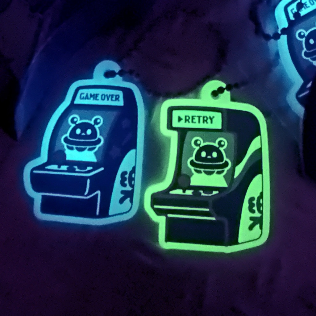 【NEW】夜光UFOキーホルダー