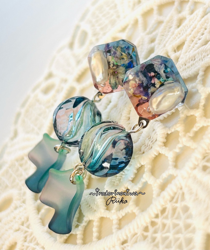 夜明けの海の耳飾り【ピアスのみ】