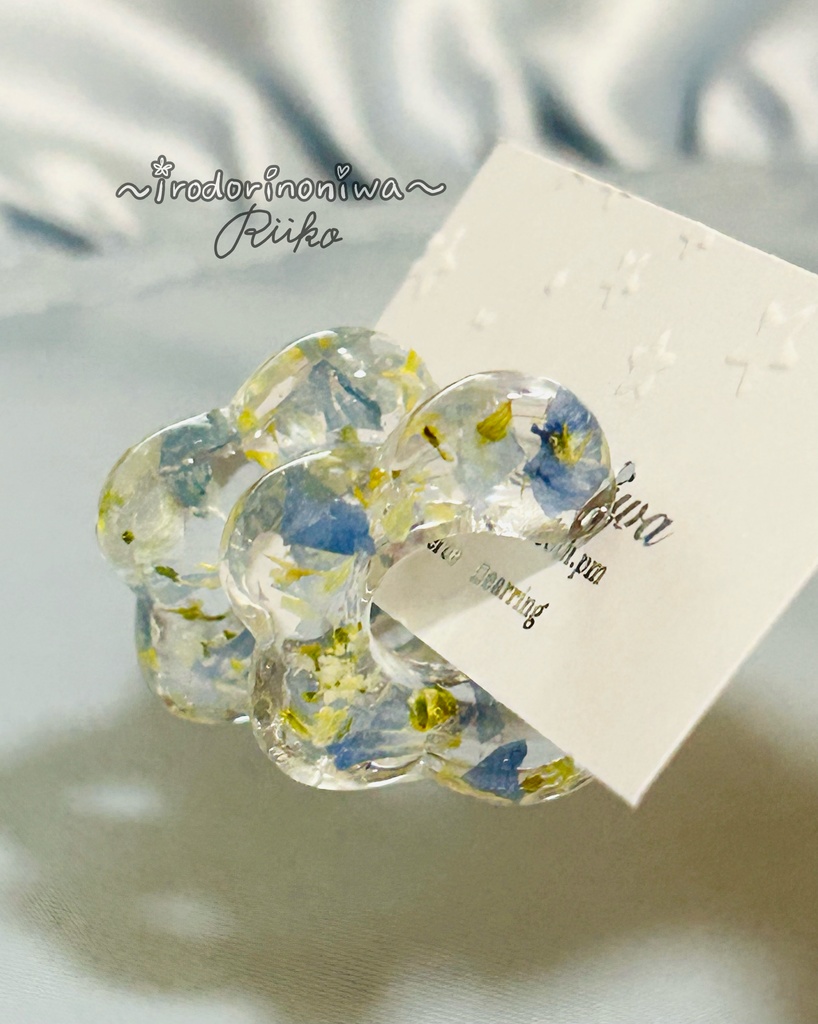 花めぐりの耳飾り