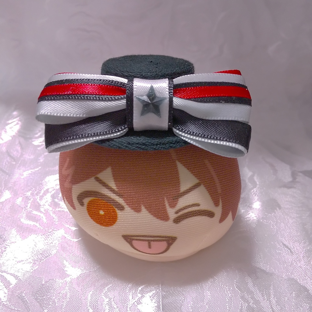 ドタバタの駆け出しヒーローイメージ帽子クリップ