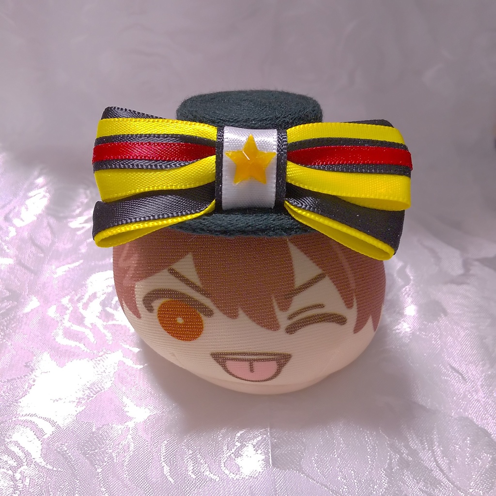 ドタバタの駆け出しヒーローイメージ帽子クリップ