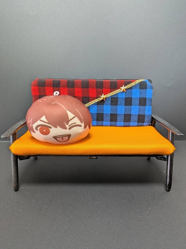 Trickstarイメージソファ