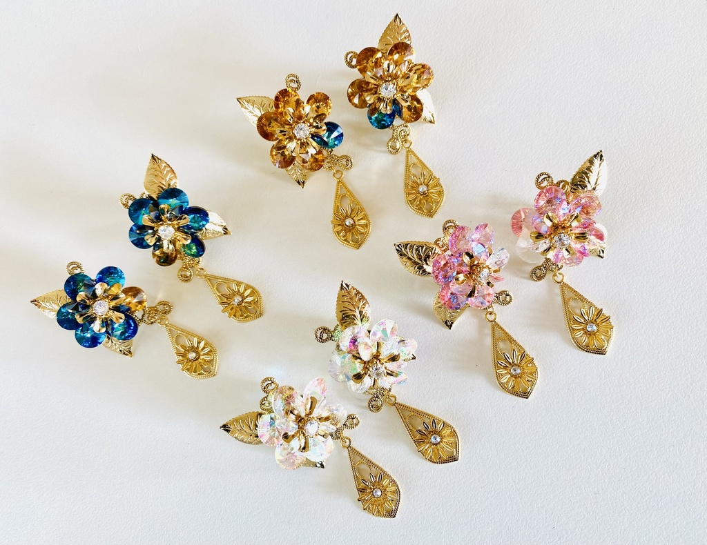 【オリジナル】ガラスの花 イヤーアクセサリー