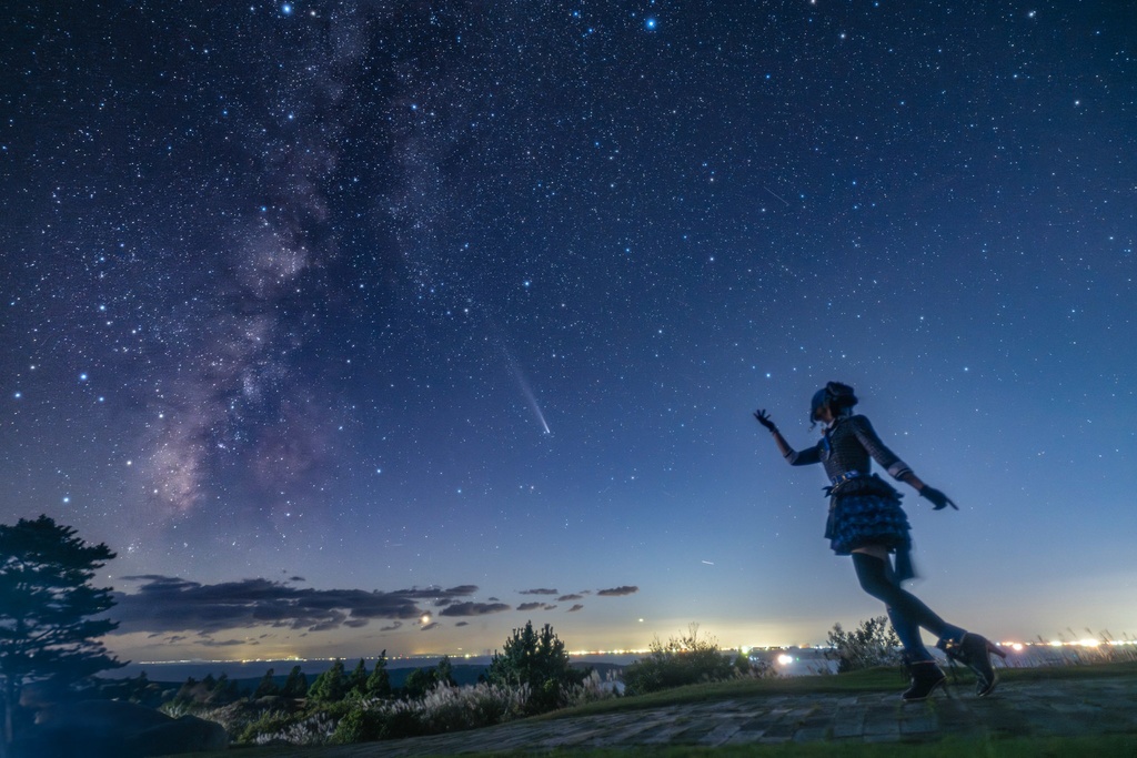 C105 星街すいせいコスプレ写真集 B5 本文40P