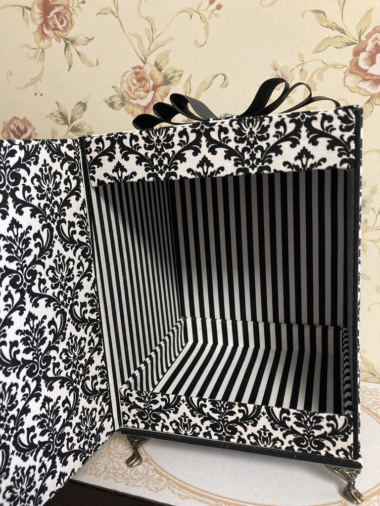 A16 ペット用お仏壇 骨壺カバー 完全オーダーメイドでおつくりします