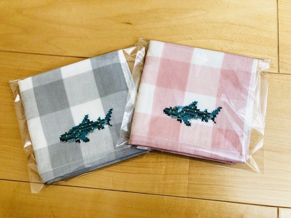 World for Two ハンカチ