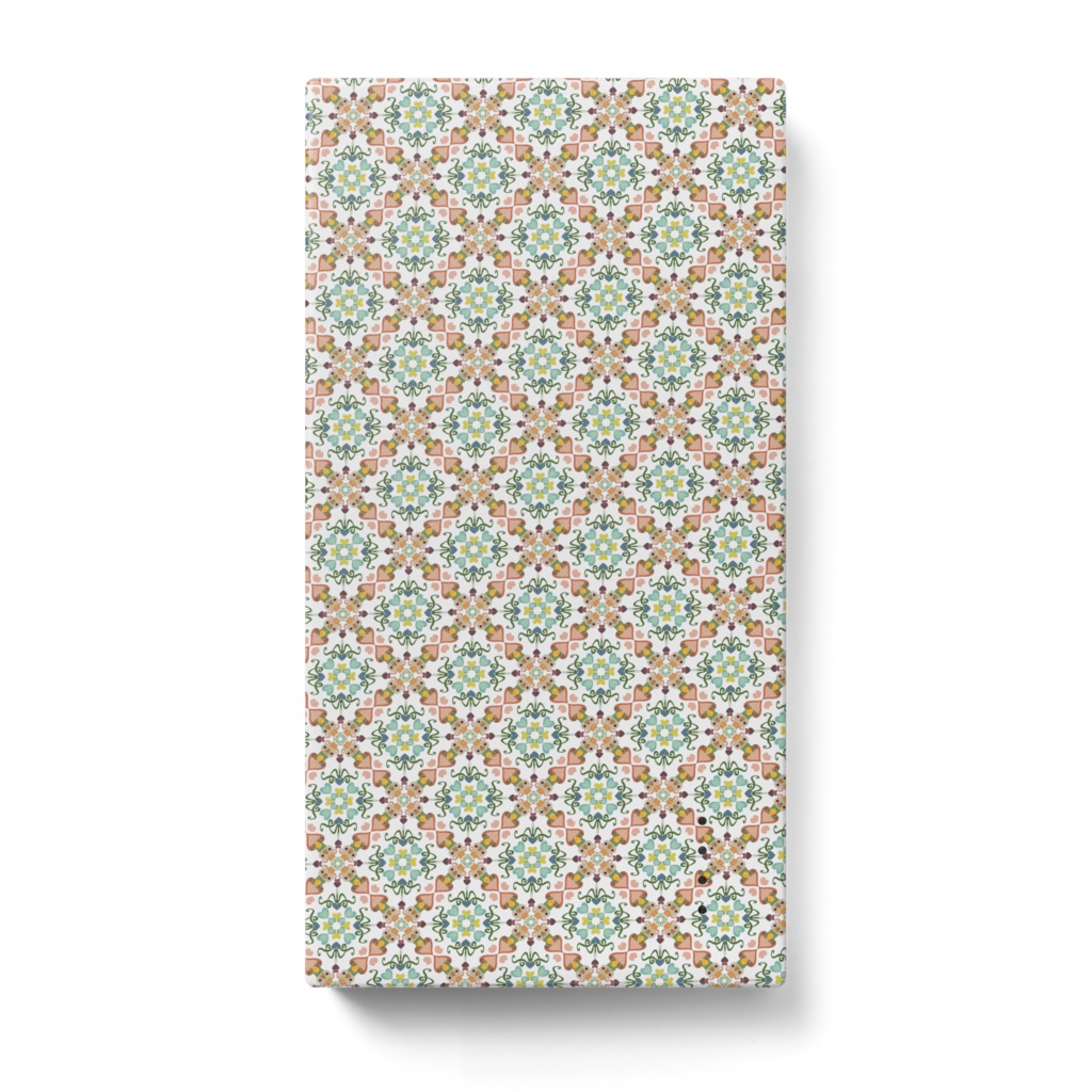 よく見るとこぐま。春色