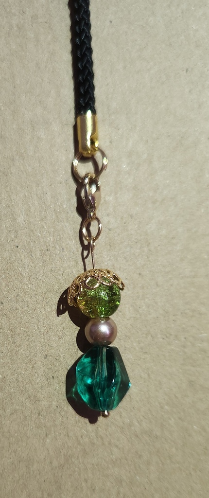 ネフェル　イメージストラップ